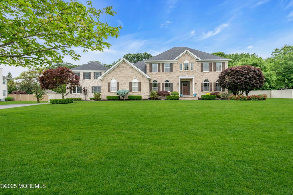 3 Malibu Court, Jackson, NJ 08527