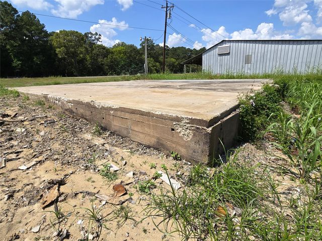 33492 Highway 146 N, Cleveland, TX 77327