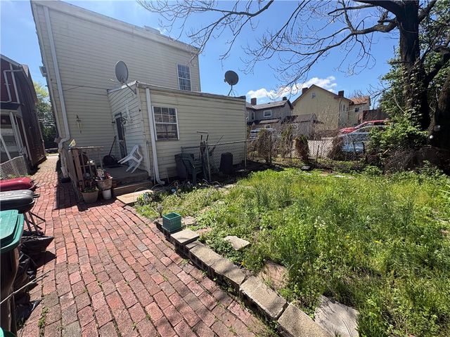 1856 Main St, Sharpsburg, PA 15215