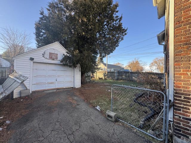 6016 30th AVENUE, Kenosha, WI 53142