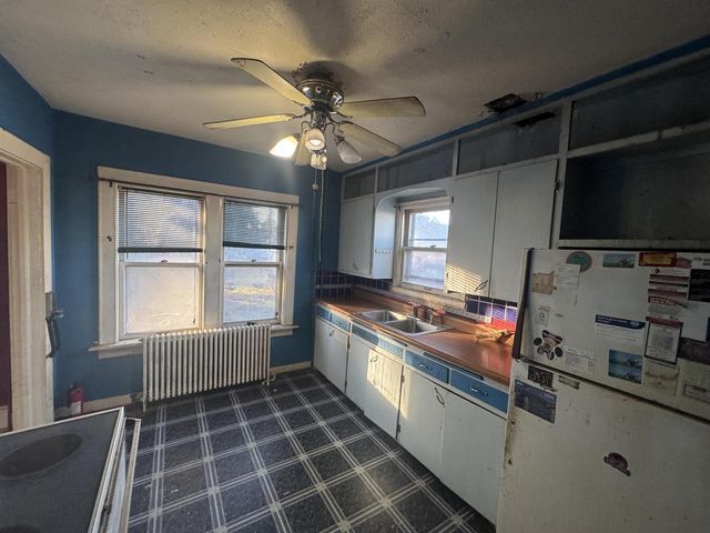 6016 30th AVENUE, Kenosha, WI 53142