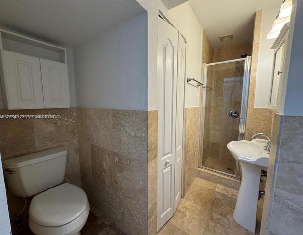 7563 NW 112th Place, Doral, FL 33178