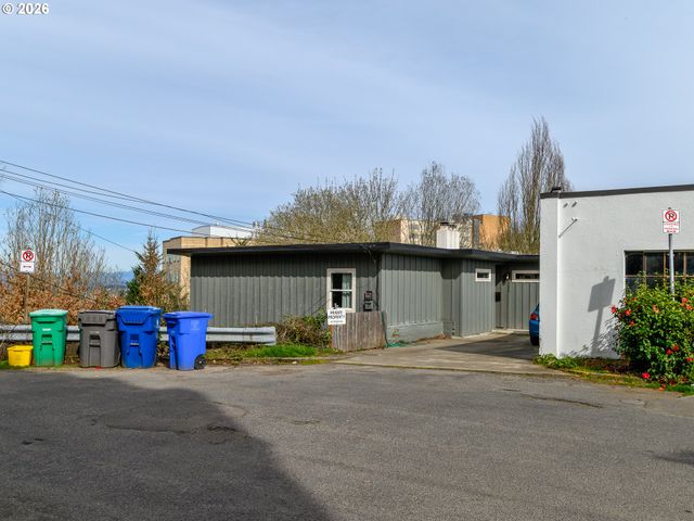 3204 Sw 10TH Ave, Portland, OR 97239