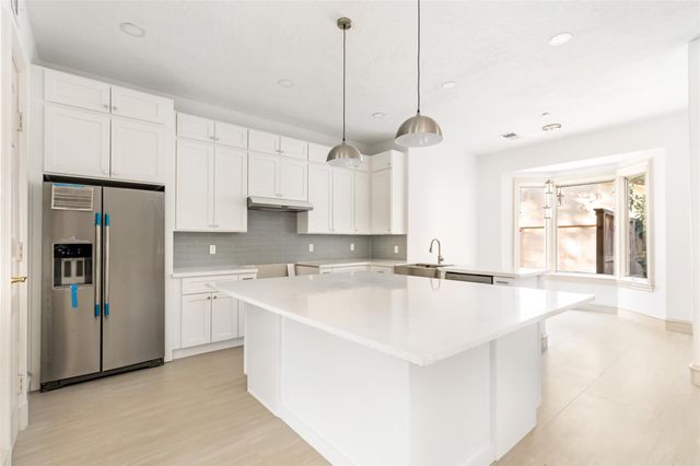 1207 Vista Del Lago Drive, Huffman, TX 77336