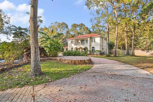 1207 Vista Del Lago Drive, Huffman, TX 77336