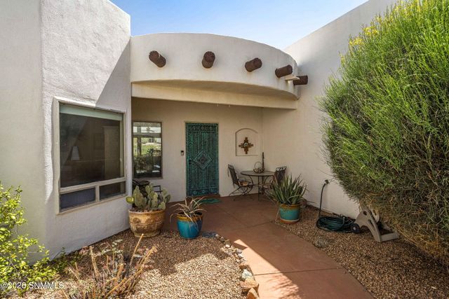 4009 Firethorn Court, Las Cruces, NM 88011