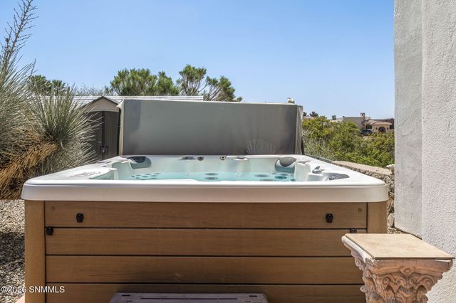 4009 Firethorn Court, Las Cruces, NM 88011