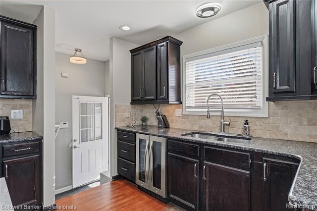 20978 Stahelin Road, Southfield, MI 48075