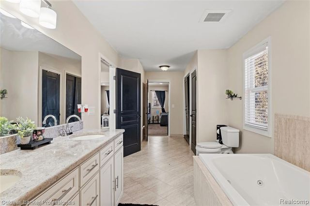 20978 Stahelin Road, Southfield, MI 48075