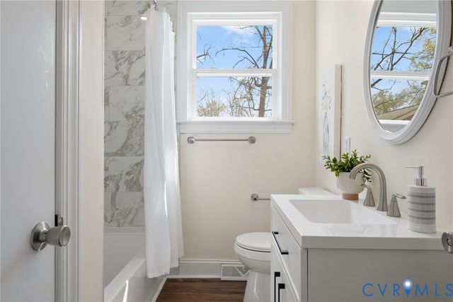 1677 Forest Glenn Cir, Chesterfield, VA 23836