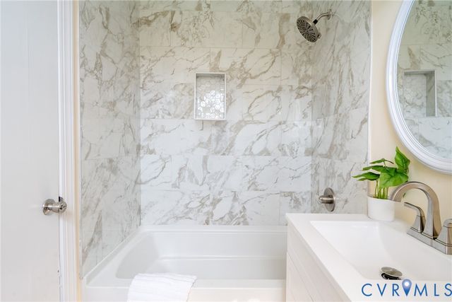 1677 Forest Glenn Cir, Chesterfield, VA 23836