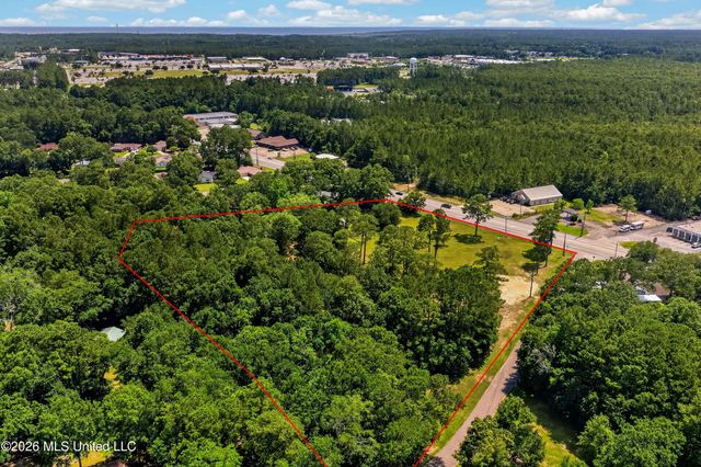 4212 Gautier Vancleave Road, Gautier, MS 39553
