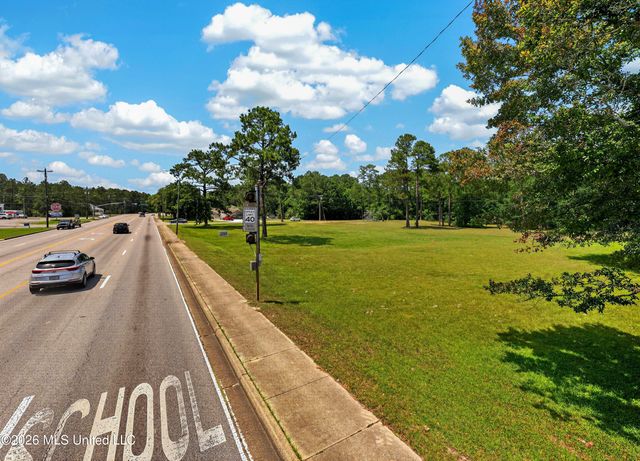 4212 Gautier Vancleave Road, Gautier, MS 39553