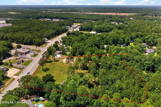 4212 Gautier Vancleave Road, Gautier, MS 39553