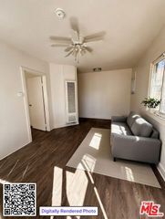 1187 W 37th Drive 1191, Los Angeles, CA 90007