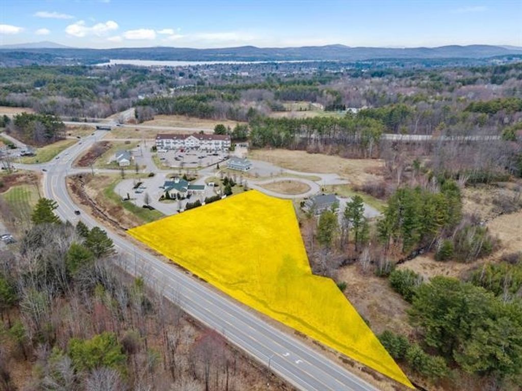 21 Sawmill Road, Gilford, NH 03249