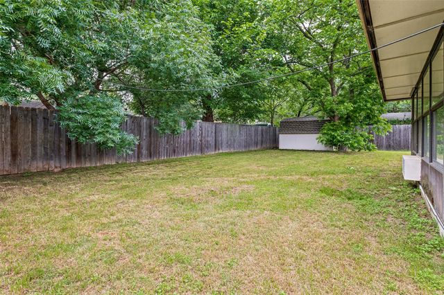 2605 Hollywood Drive, Arlington, TX 76013