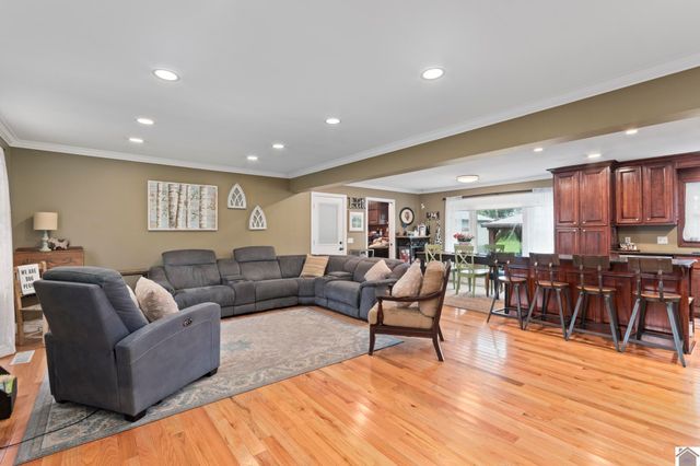 3403 State Route 121 South, Murray, KY 42071