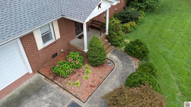 3403 State Route 121 South, Murray, KY 42071