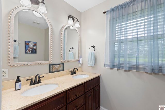 3403 State Route 121 South, Murray, KY 42071