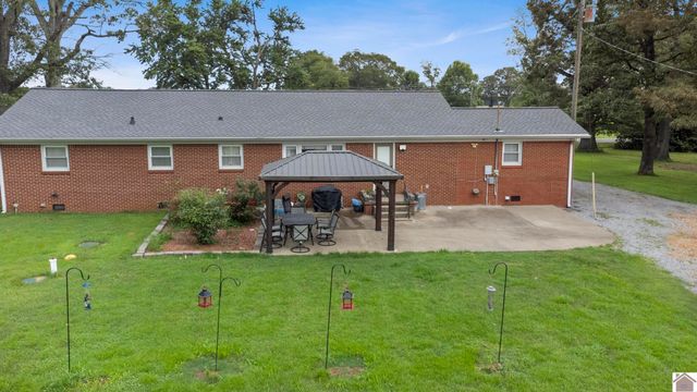 3403 State Route 121 South, Murray, KY 42071