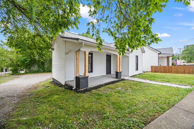 1413 Highland Ave, Columbia, TN 38401