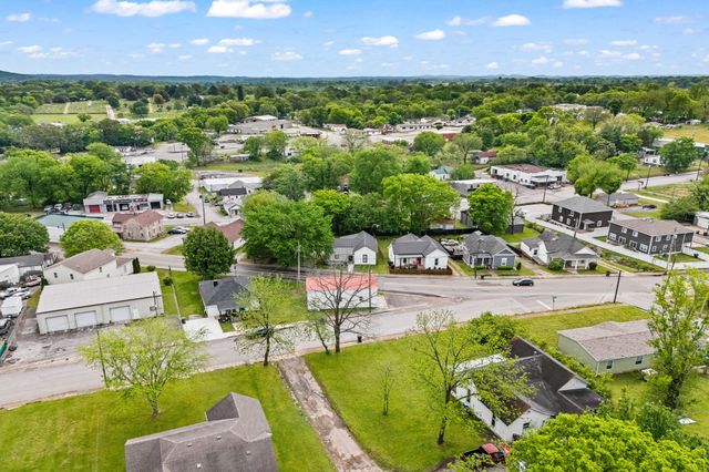 1413 Highland Ave, Columbia, TN 38401