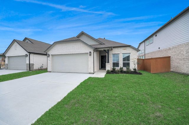 47 Knight Bayou Drive, Dayton, TX 77535