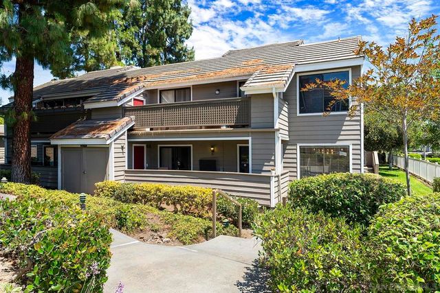 1059 Shadowridge Drive 7, Vista, CA 92081
