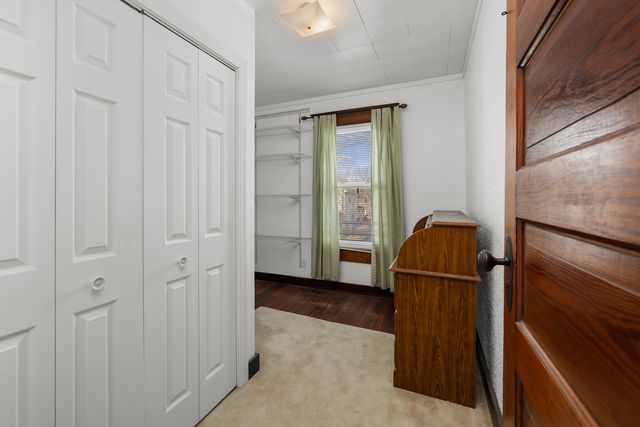 817 Grant Street, Bettendorf, IA 52722