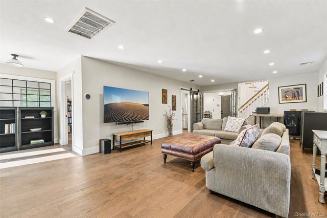 7 Dalton Lane, East Northport, NY 11731