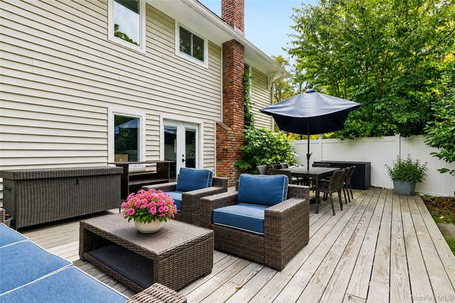 7 Dalton Lane, East Northport, NY 11731