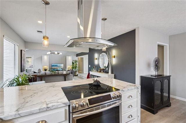 2745 Shadow Pine Drive, Roswell, GA 30076