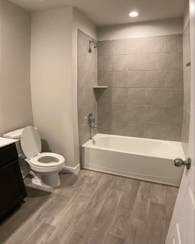 2808 Gunnersbury Drive, Houston, TX 77047