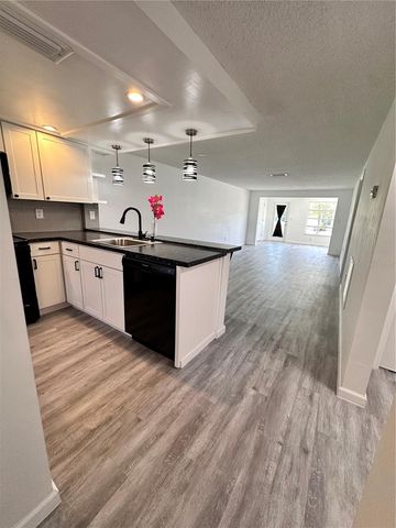 4445 RUSTIC DRIVE D, New Port Richey, FL 34652