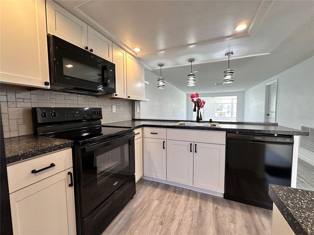 4445 RUSTIC DRIVE D, New Port Richey, FL 34652