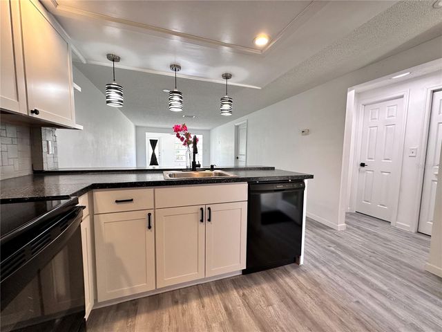 4445 RUSTIC DRIVE D, New Port Richey, FL 34652