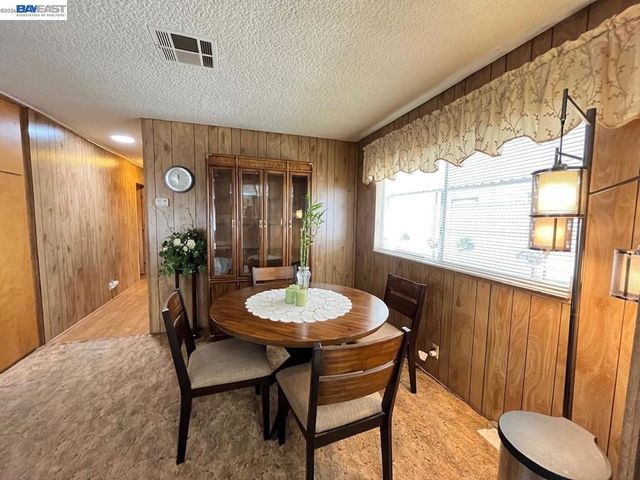 1285 Sussex way, Hayward, CA 94544