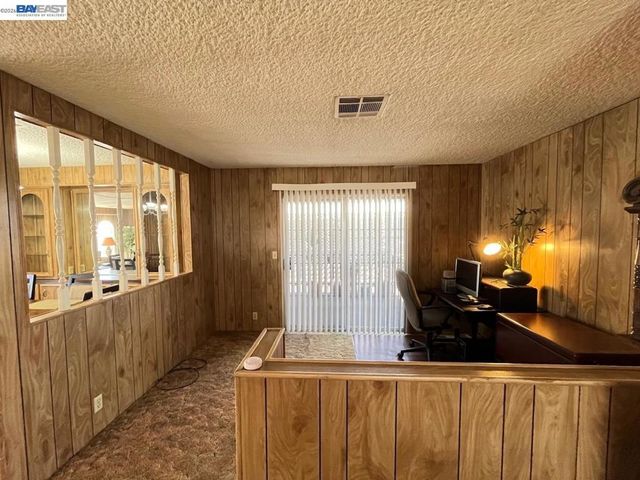 1285 Sussex way, Hayward, CA 94544