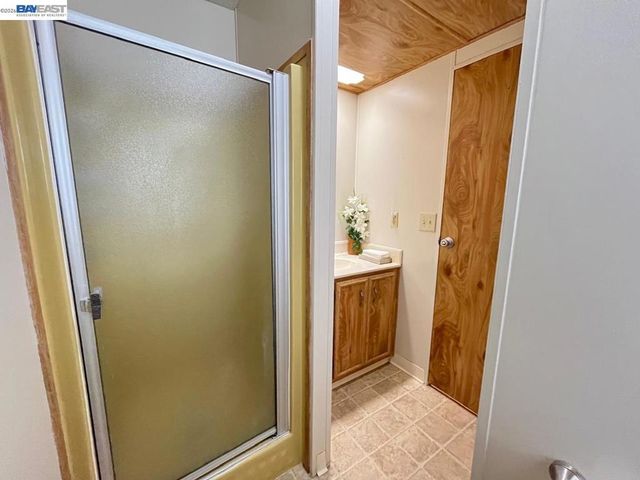 1285 Sussex way, Hayward, CA 94544