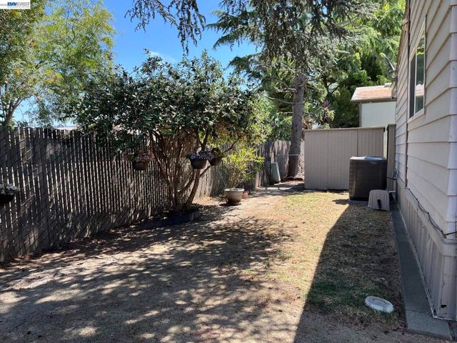 1285 Sussex way, Hayward, CA 94544