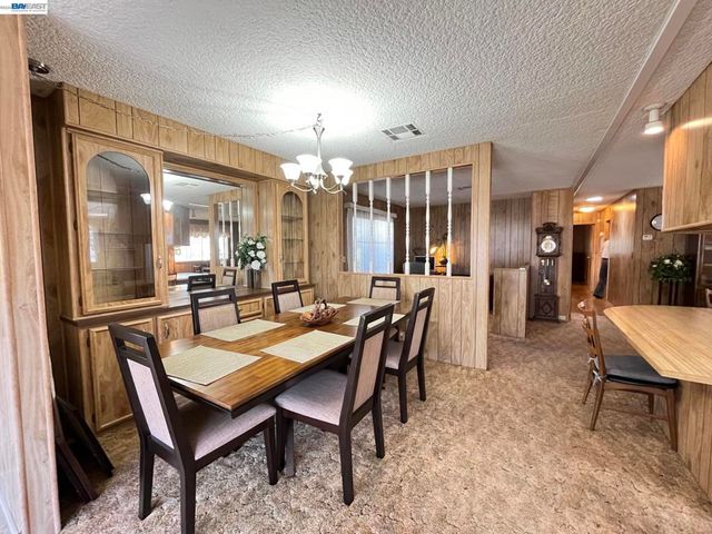 1285 Sussex way, Hayward, CA 94544