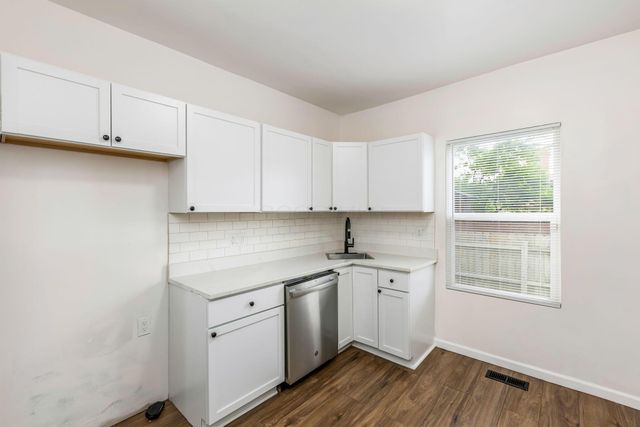1680 Parsons Avenue, Columbus, OH 43207