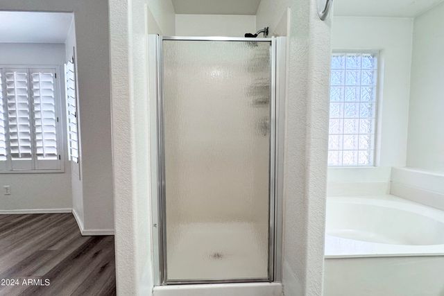 5251 W PONTIAC Drive, Glendale, AZ 85308