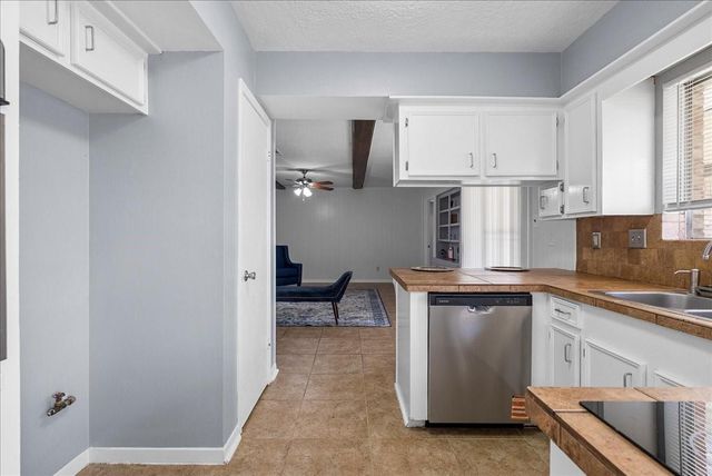 2007 Yorktown Court N, League City, TX 77573