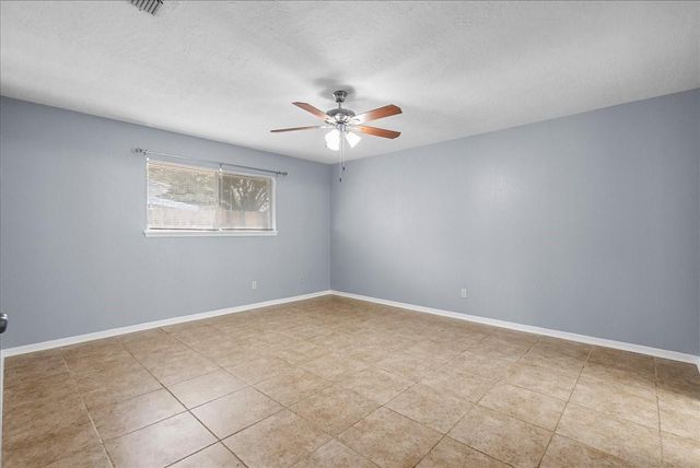 2007 Yorktown Court N, League City, TX 77573