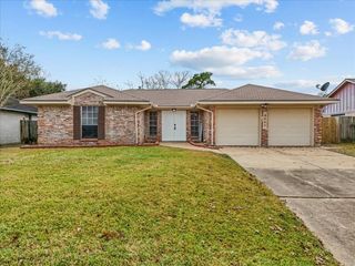 2007 Yorktown Court N, League City, TX 77573