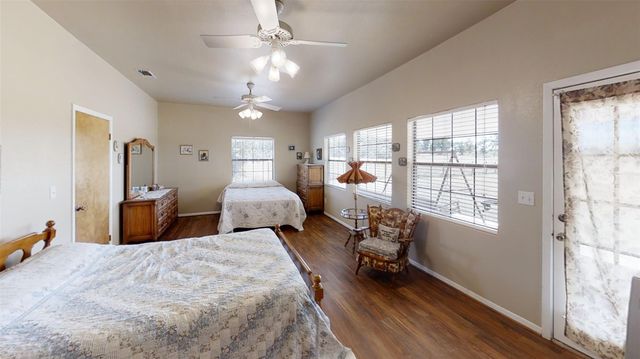 313 Rawhide RD, Burnet, TX 78611