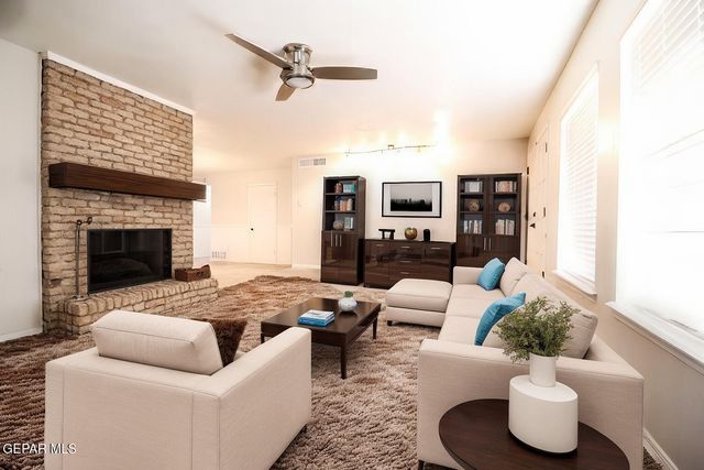 6613 SOUTHWIND Drive, El Paso, TX 79912