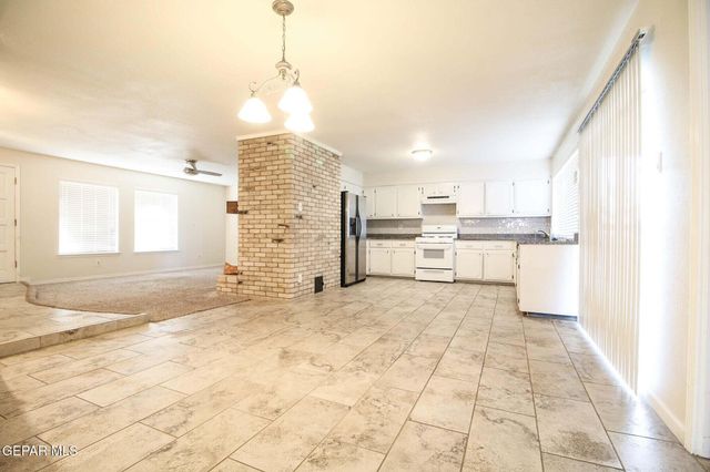 6613 SOUTHWIND Drive, El Paso, TX 79912